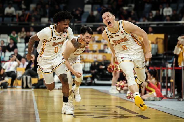 CBA常规赛奖项出炉：胡金秋MVP 山西0奖项引争议