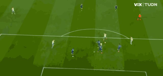 1737587357731003594.gif 德布劳内.gif