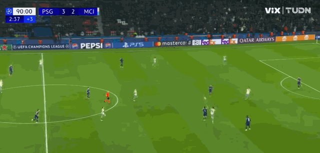 1737587956433064667.gif 4-2贡萨洛·拉莫斯.gif