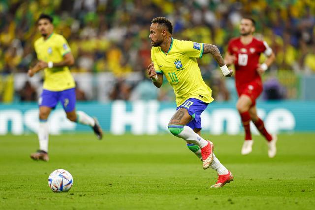 开云中国-两届首战被侵犯19次 掩面而泣的内马尔实在太难了